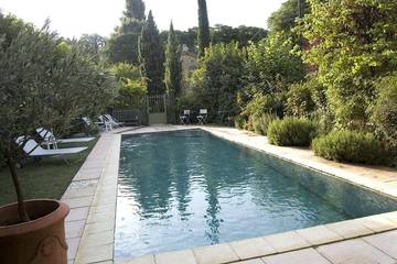 Agriturismo pour 4 personnes, avec piscine ainsi que terrasse et jardin à Upie