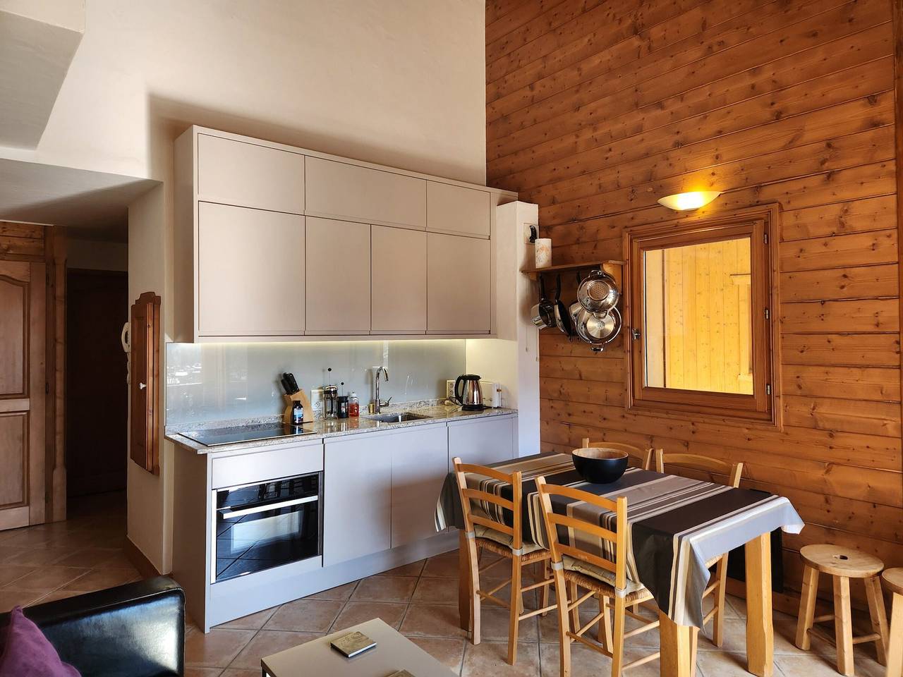 Appartement entier, Appartement 4 pièces avec Wifi et parking à Samoëns in Samoëns, Région de Bonneville