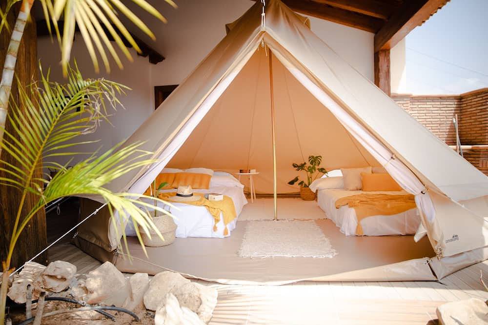 Glamping near the beach in Rincón de la Victoria in Benalgabón, Rincón de la Victoria