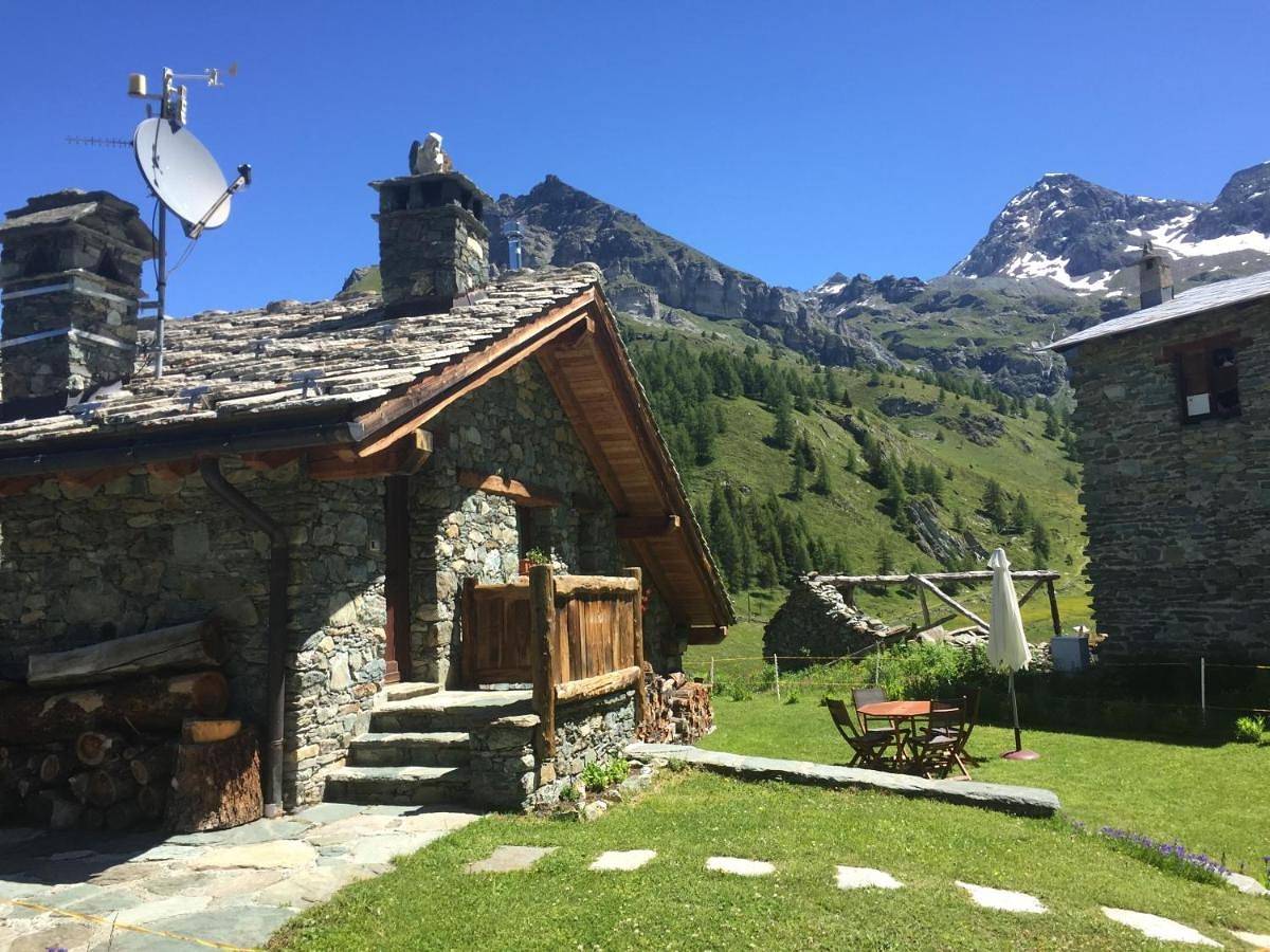 One-Bedroom Chalet in Cheneil, Valtournenche
