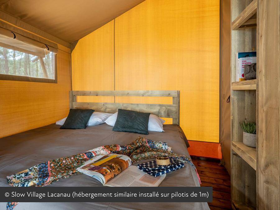 Slow Village Saint-Cybranet - Tente en toile et en bois 5 personnes - Tente Lodge Insolite 2ch in Saint-Cybranet, Périgord Noir