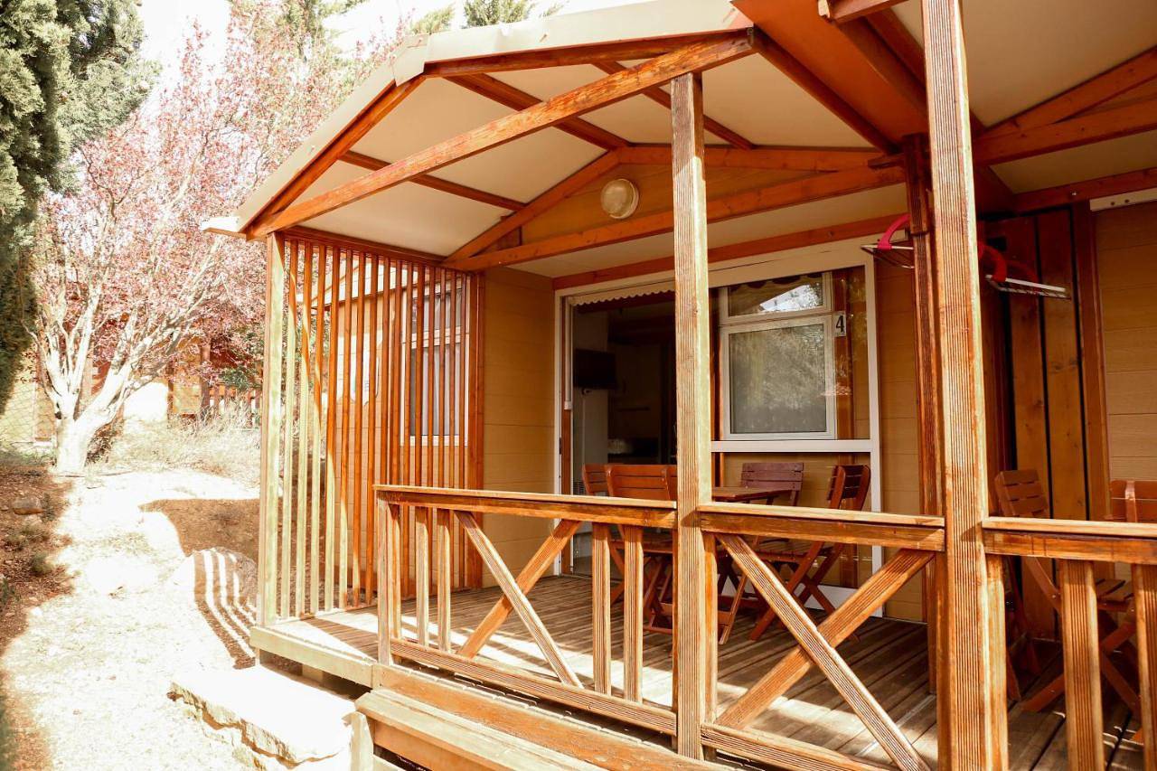 Camping Castillo de Loarre in Loarre, Provincia de Huesca