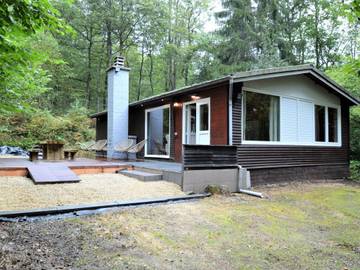 Maison de campagne pour 6 personnes, avec jardin, animaux acceptés à Viroinval
