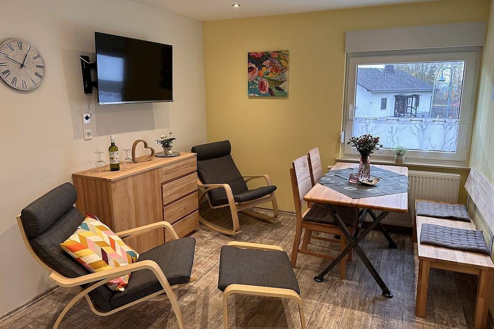 Ganze Wohnung, Modern vacation apartment near the Rhine Valley, Loreley, Rheinsteig (9km) in Bogel, Lahn-Taunus