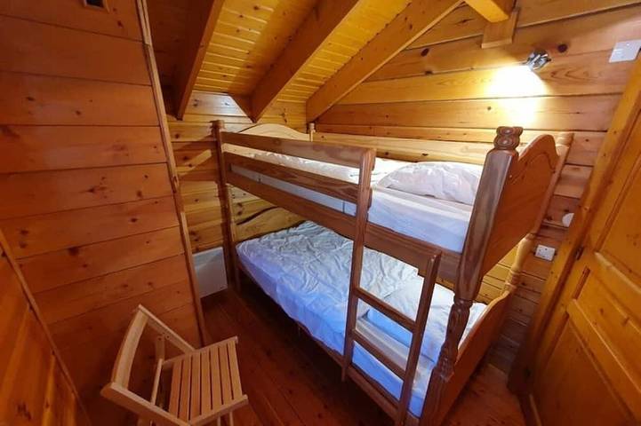 Chalet individuel 8 pers. avec Jacuzzi extérieur à Chatel Porte du soleil in Chatel, Les Portes du Soleil