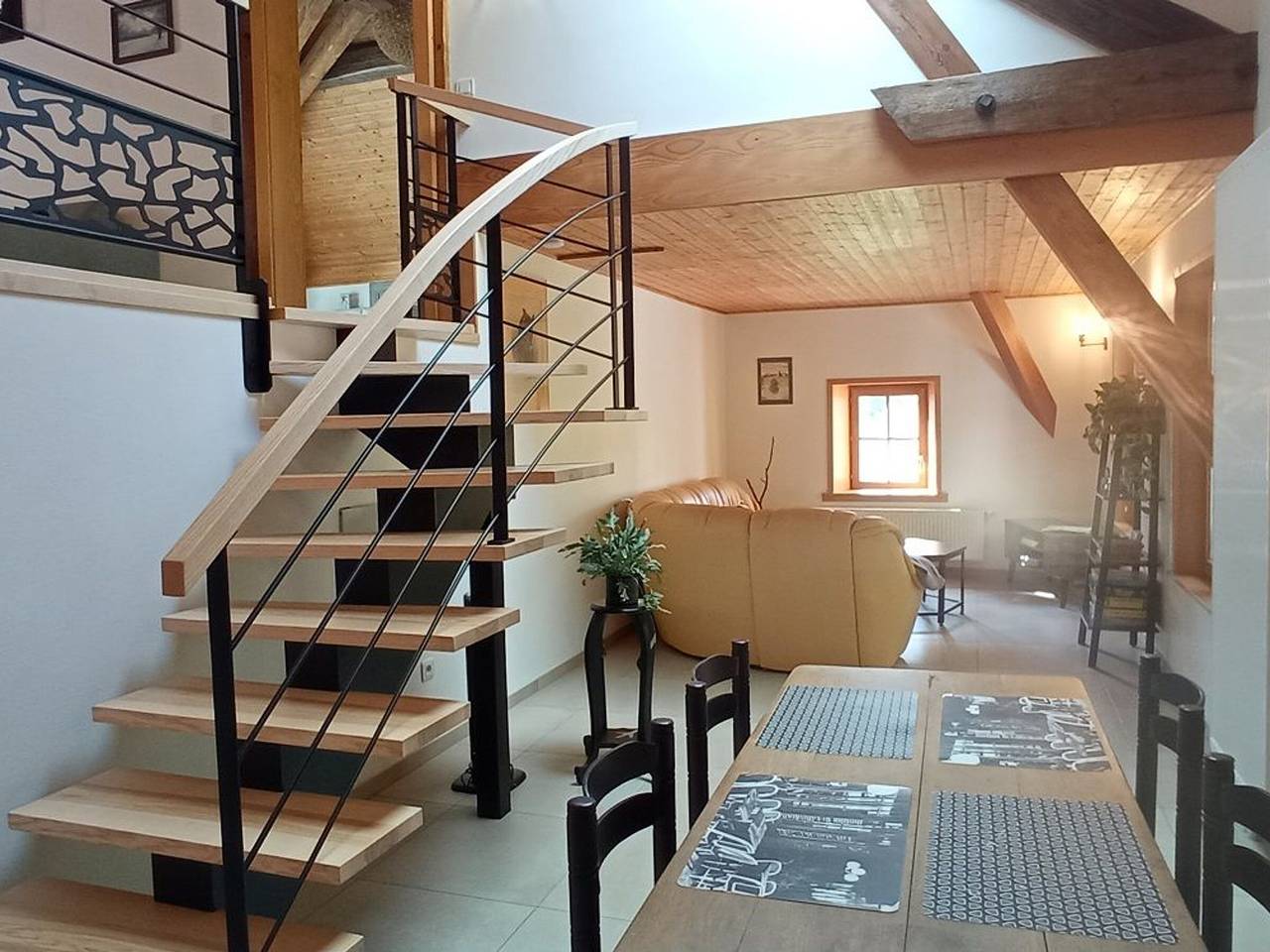Appartement entier, Gîte Vosgien Calme 4 Pers. avec Terrasse et Espace Enfants in Le Saulcy, Saint-Dié-des-Vosges