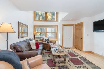 Vacation House for 6 Guests in Telluride, Telluride Ski Resort, Picture 2