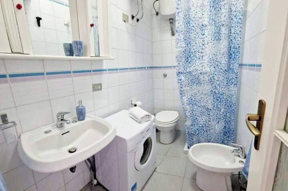 Ganze Wohnung, Apartment On The Sea and with private parking. in Formia, Latina Provinz