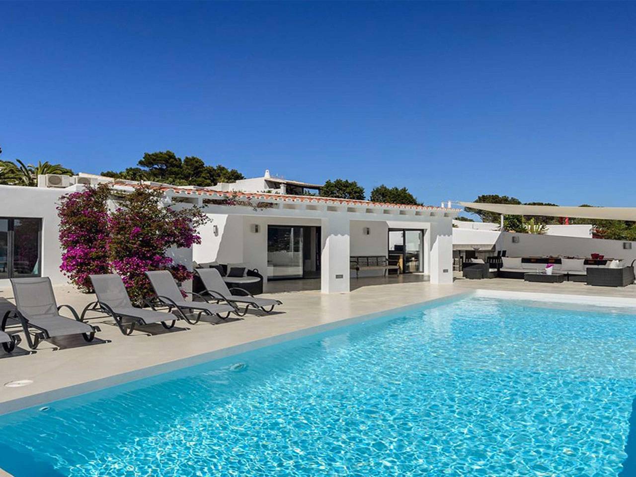 Moderne Villa mit Meerblick in Cala Codolar, Sant Josep de sa Talaia