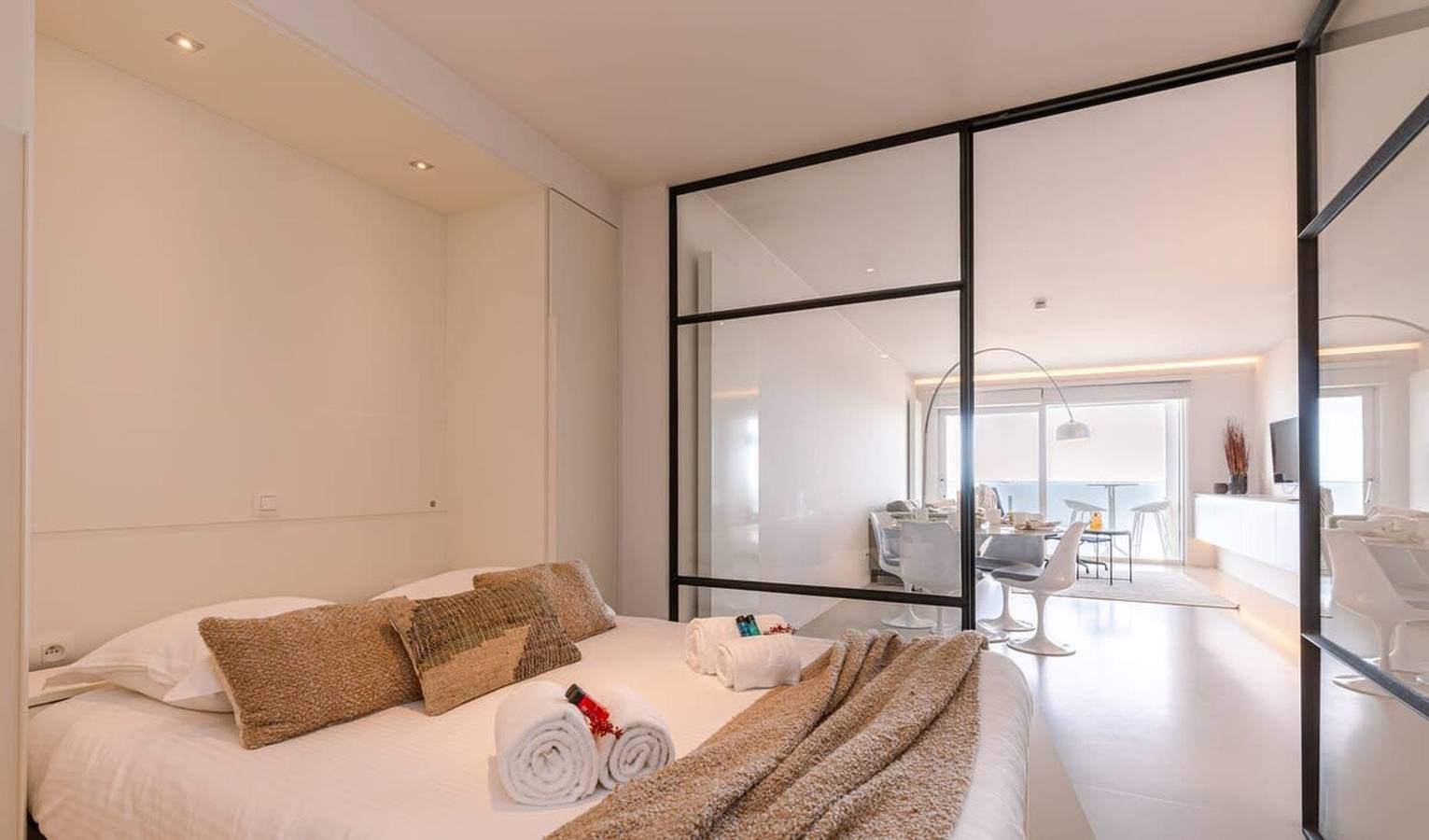 Geheel appartement, Casiola - Cozy modern studio with magnificent sea- in Le Zoute, Knokke-Heist