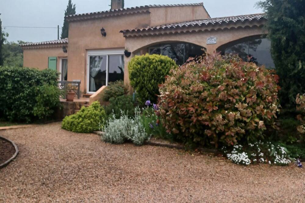 Chambre D'hôtes Pour 2 Personnes Villa Chrisama - Flayosc Var in Flayosc, Draguignan region
