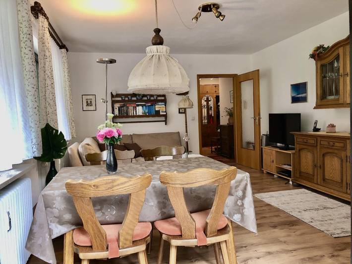 Ferienwohnung für 4 Personen, mit Garten und Balkon in Oberstaufen