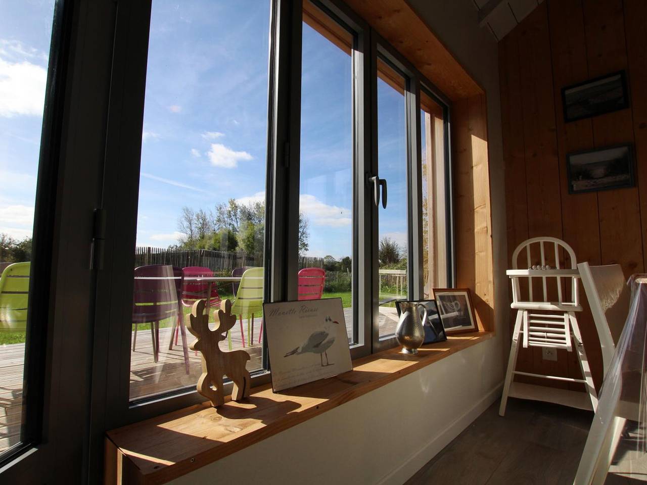 Casa contemporánea, jardín privado, cerca de la playa, ¡ideal para familias y amigos! in Saint-Vaast-la-Hougue, Región de Cherbourg