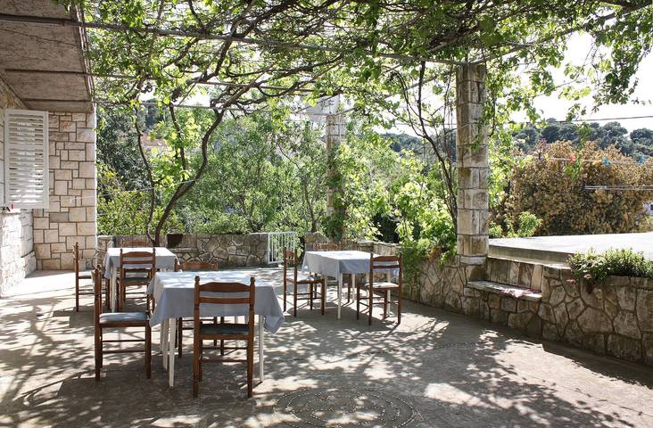Ganze Wohnung, 2-Zimmer-Ferienwohnung am Strand Pomena (Mljet) A-10426-a in Pomena, Mljet