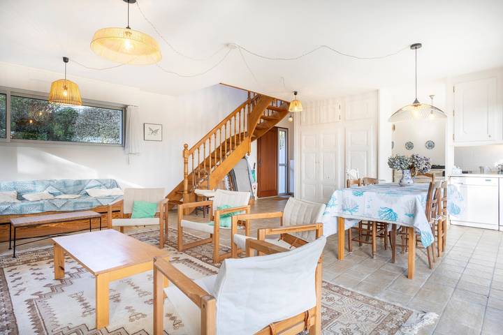 Maison Vue Sur La Laïta 2 Kms Plage' avec terrasse privée, jardin privé et Wi-Fi in Clohars-Carnoët, Région de Quimper
