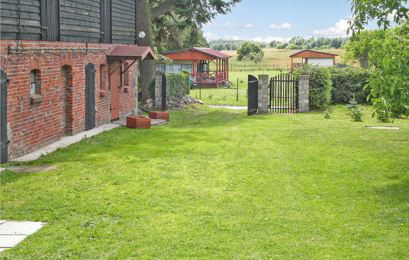 Ganze Ferienwohnung, Ferienwohnung für 4 Personen mit Terrasse in Slowinzischer Nationalpark