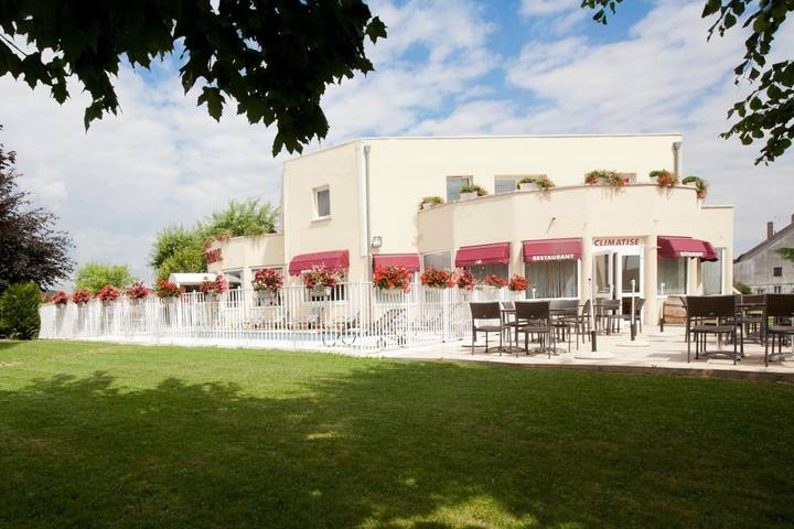Hôtel pour 4 personnes, avec piscine et jardin à Marsannay-la-Côte - 4