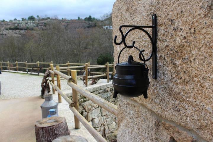 Location de vacances pour 3 personnes, avec piscine ainsi que jardin et vue dans Tarouca - 4