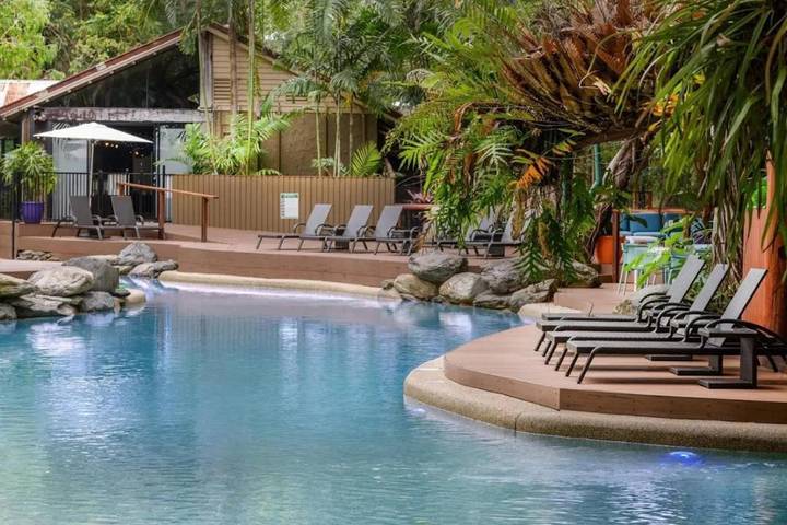Appartement de vacances pour 2 personnes, avec piscine ainsi que vue et jardin