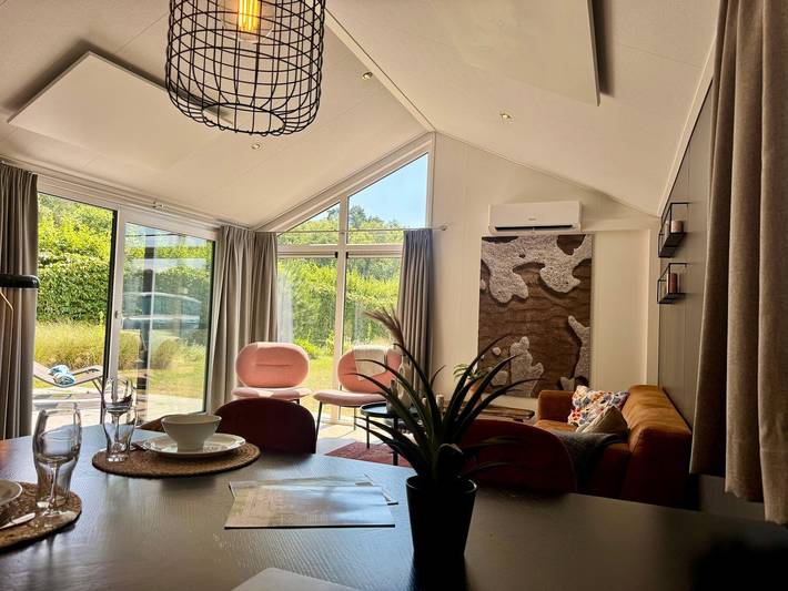 Chalet am Waldrand mit Klimaanlage im Europarcs Maasduinen in Limburg (Niederlande)