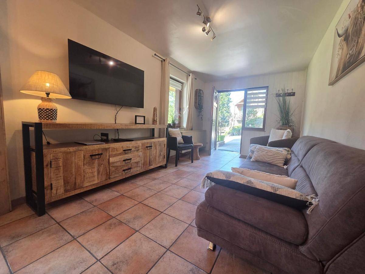 Appartement entier, Three-Bedroom Apartment in La Roche-en-Ardenne, Province de Luxembourg