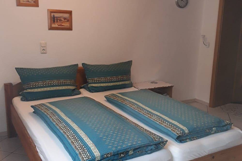Ganze Wohnung, Ferienwohnung Hunz - Fewo 1 in Schutz, Vulkaneifel