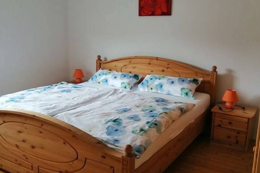 Ganze Wohnung, Ferienwohnung - Ferienwohnung An der Hängebrücke in Hann. Münden, Werratal