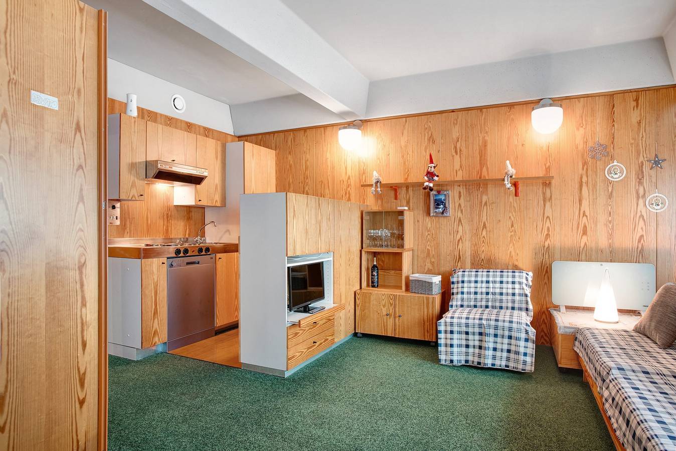 Appartement entier, Appartement "Nives" avec vue sur les montagnes, piscine intérieure et Wi-Fi in Marilleva, Mezzana