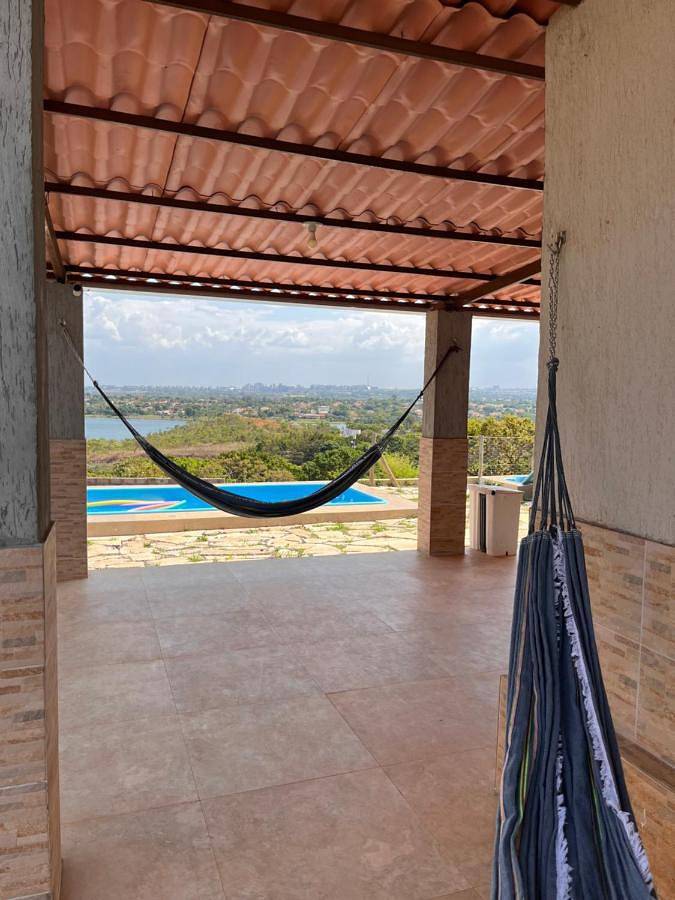 Casas e apartamentos de temporada para 9 pessoas, com vista e piscina e ainda vista para o lago and jardim, com animais de estimação em Lago Norte