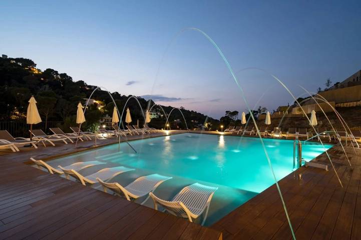 Tente pour 2 personnes, avec jacuzzi et sauna à Begur