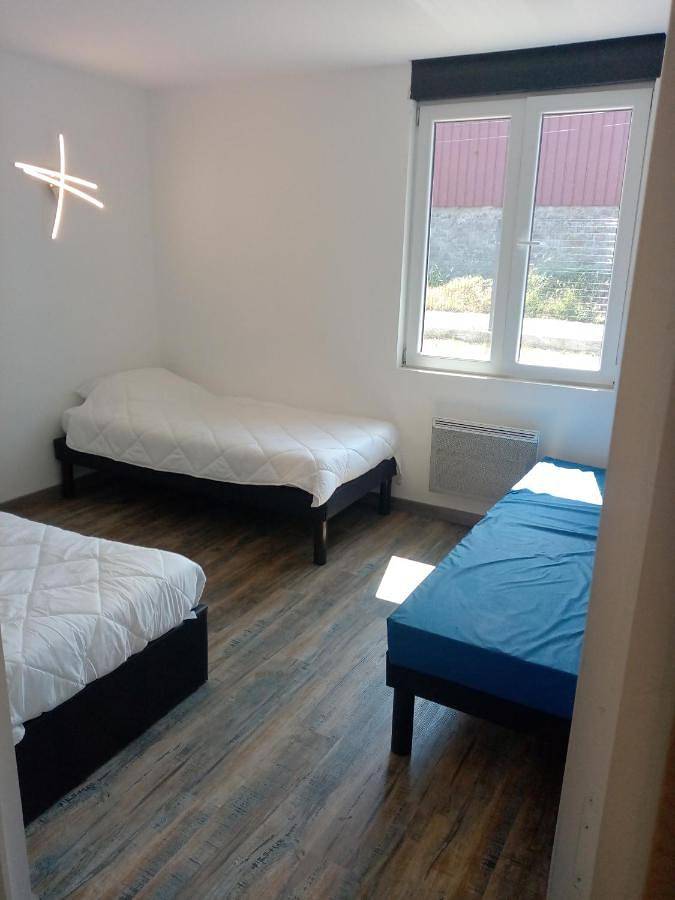 Location de vacances pour 8 personnes, avec vue et jardin à Pélussin - 3