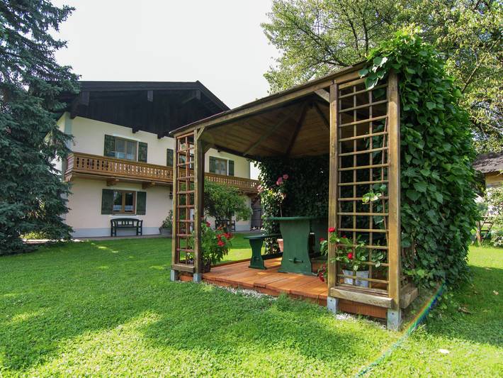Ferienwohnung für 4 Personen, mit Terrasse und Garten sowie Pool und Sauna in Übersee - 3