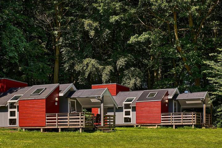 Camping for 2 personer, med Terrasse og Hage i tillegg til Badebasseng i Horsens