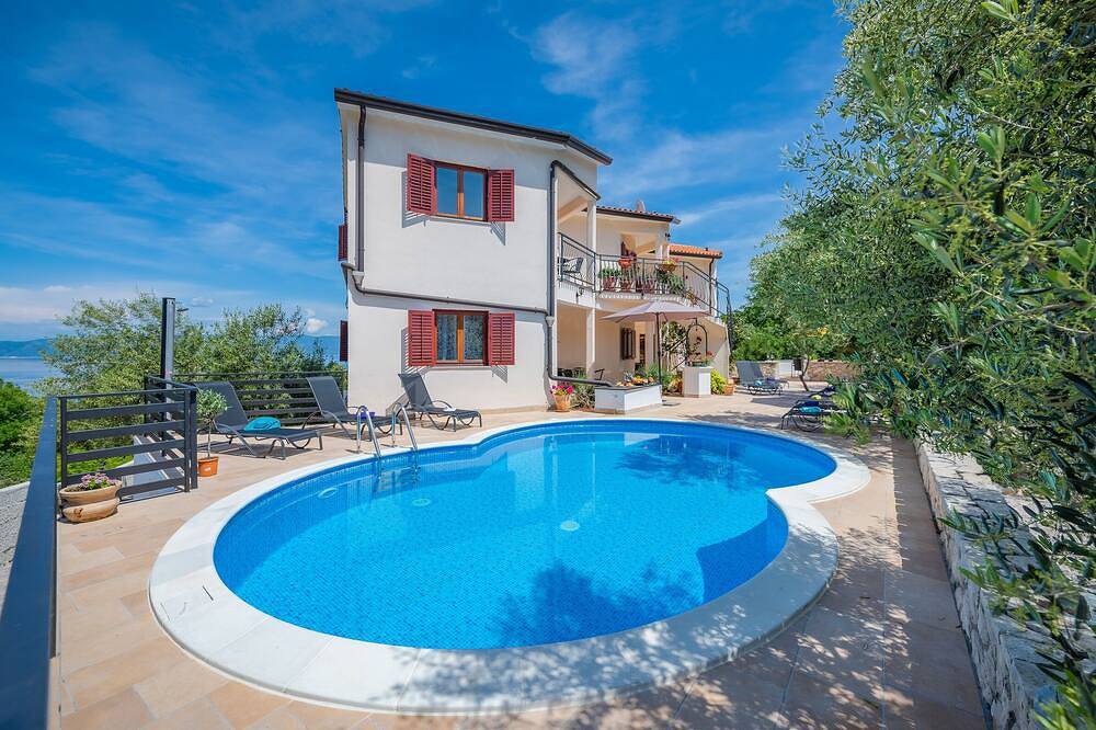 Appartamento vacanze a Arsia a partire da 93€ a notte