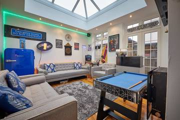 Holiday Rental for 10 People in Tynemouth, North Tyneside, Photo 2