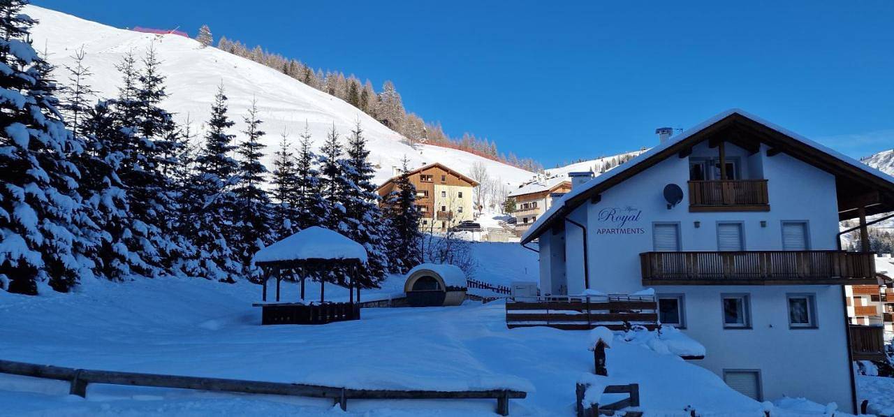 Apartments Alpenroyal Arabba - Check-in at Garni Royal in Arabba, Livinallongo del Col di Lana