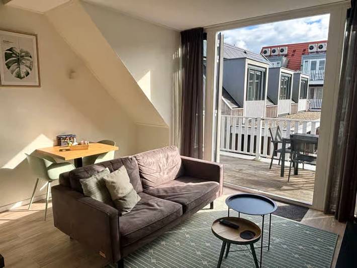 Blokhut voor 2 personen, met sauna en tuin, met huisdier in Zoutelande