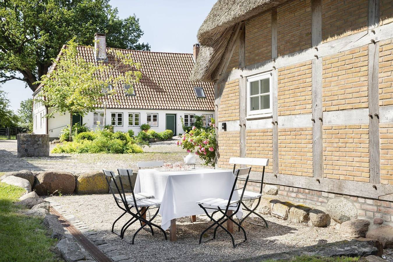 Urgemütliche Reetdachkate mit großem Kamin und Sauna in Geltinger Birk, Pommerby