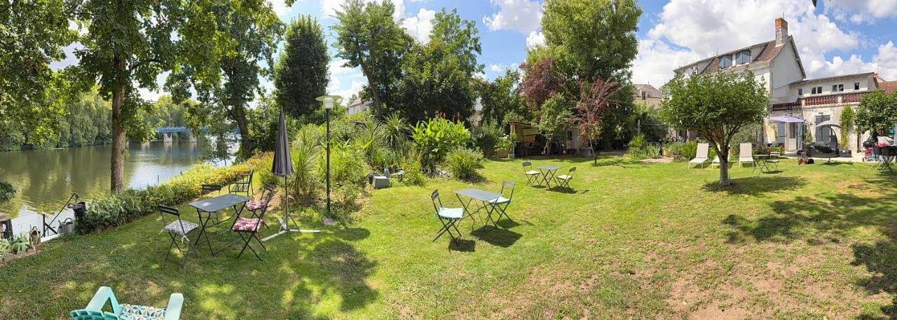 Maison d’hôte pour 2 personnes, avec jardin ainsi que vue et terrasse à Cenon-sur-Vienne
