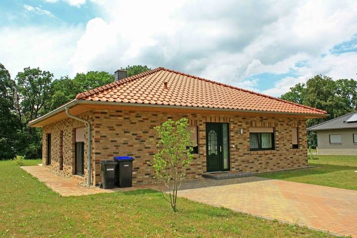 Ferienhaus für 6 Personen, mit Terrasse und Sauna in Malchow