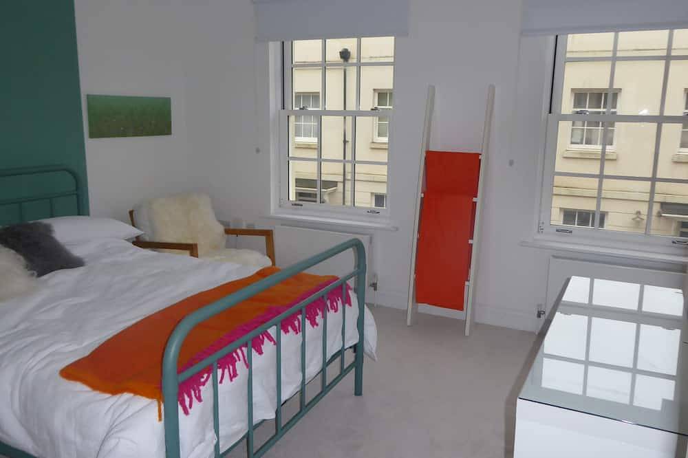Modern 4 bed Townhouse in Mountwise with study in Plymouth, Sudoeste de Inglaterra