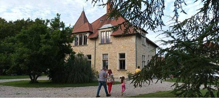 Double Room with Private Bathroom in Saint-Clair-de-la-Tour, Région de La Tour-du-Pin
