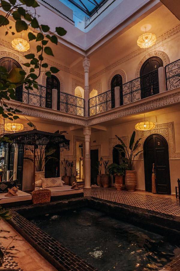 Riad pour 2 personnes, avec piscine et vue ainsi que terrasse et sauna dans Jemaa el-Fnaa - 4