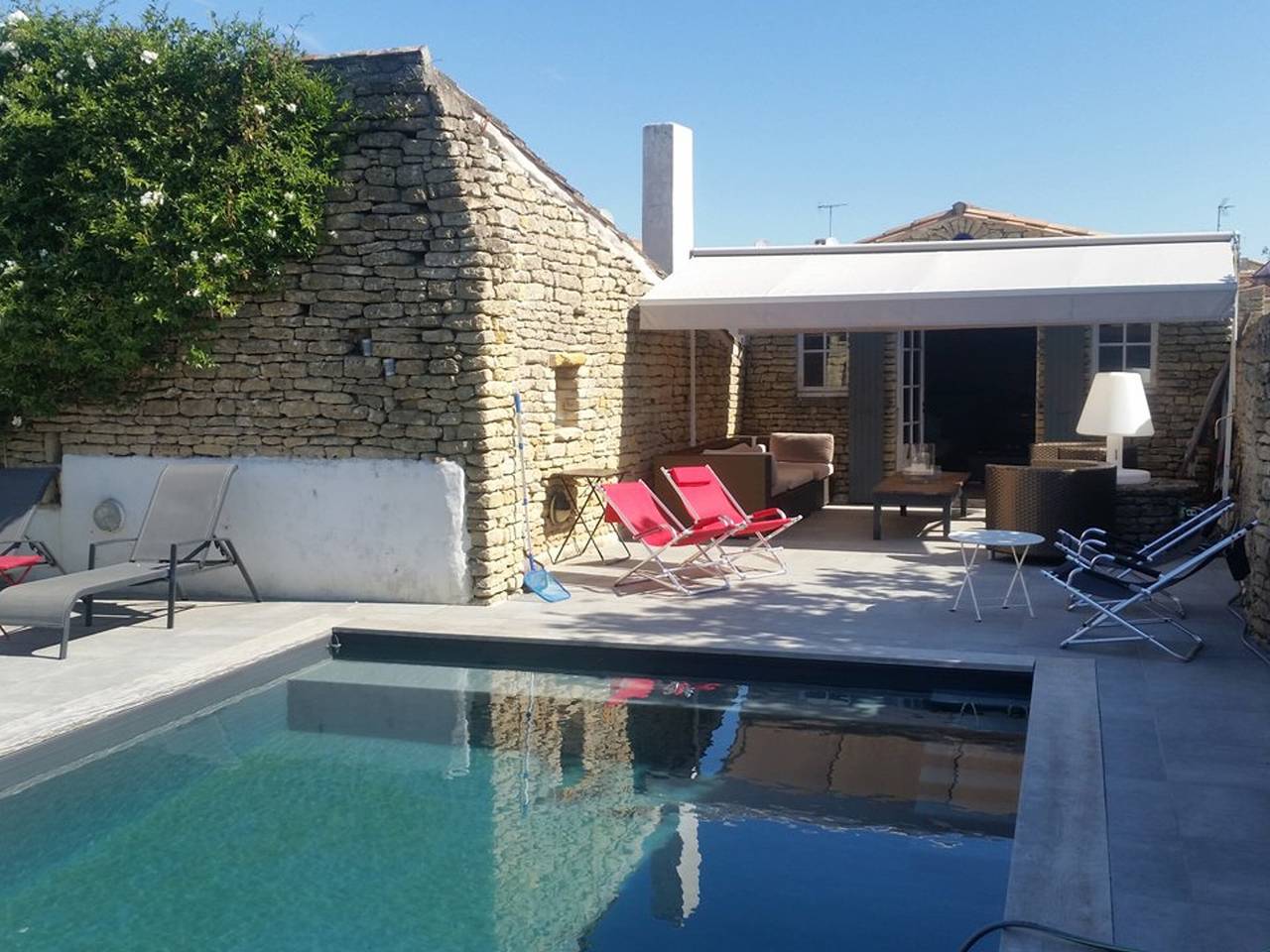 Casa Centrica con Terraza y Piscina Privada in Les Portes-en-Ré, Isla de Ré