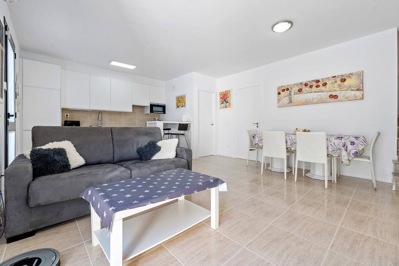 Ferienhaus 'Roc De Sant Gaietà' mit Bergblick, Wi-Fi und Klimaanlage in Roda de Berà, Costa Dorada