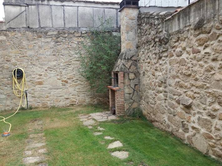 Casa rural para 8 personas, con Balcón y Terraza además de Jardín y Vistas en Valle del Ambroz - 2