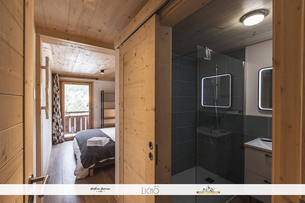 Veliski-Lodge, a chalet for rent in Haute-Maurienne in Bramans, Saint-Jean-de-Maurienne regio