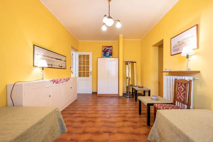 Gîte pour 5 personnes, avec Balcon ainsi que Jardin et Piscine à San Damiano d'Asti - 4