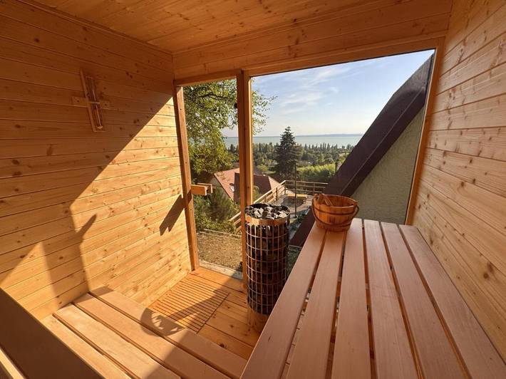 Location de vacances pour 4 personnes, avec jardin et sauna ainsi que vue et vue sur le lac à Szigliget - 4