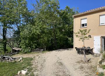 Gîte pour 4 personnes, avec jardin à Vaunaveys-la-Rochette